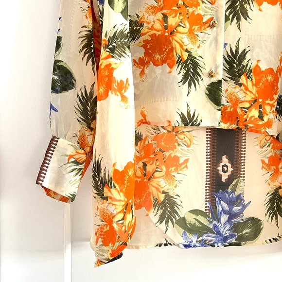 LADY DUTCH Floral Button Up Blouse - Picture 3 of 5